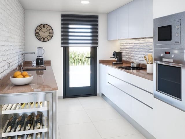 3 sypialnia Willa na sprzedaż w La Marina, Elche / Elx z basenem - 392 000 € (Ref: 9318685)