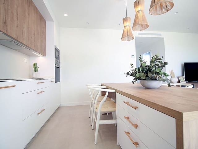 3 soveværelse Rækkehus til salg i Torre de la Horadada, Pilar de la Horadada med swimmingpool - € 460.000 (Ref: 9318691)