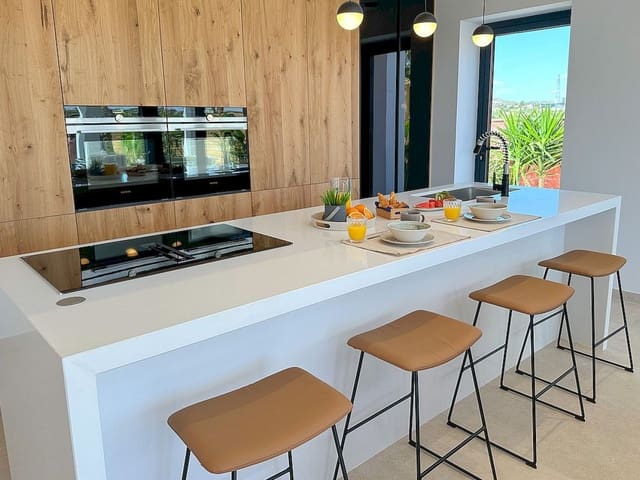 4 soverom Villa til salgs i Cuevas del Almanzora med svømmebasseng - € 1 050 000 (Ref: 9318714)