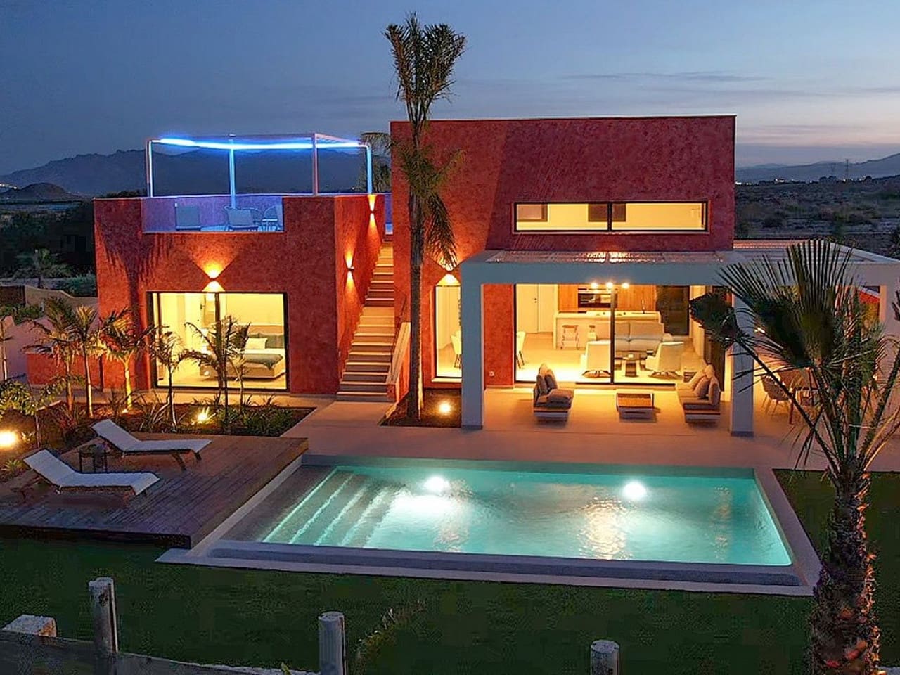 4 bedroom Villa for sale in Cuevas del Almanzora with pool - € 1,050,000 (Ref: 9318714)