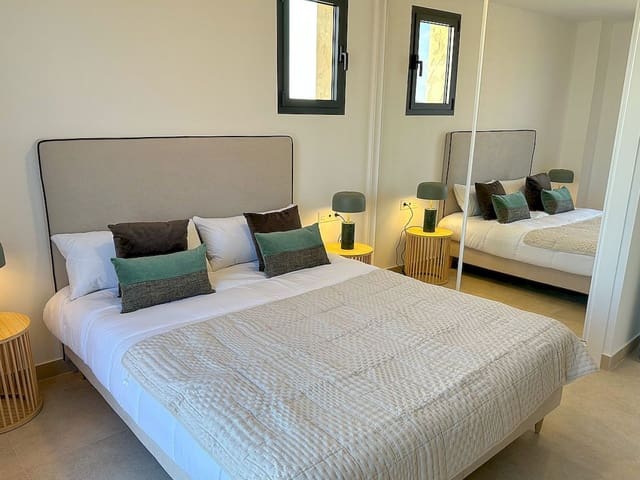 2 soveværelse Byhus til salg i Cuevas del Almanzora med swimmingpool - € 300.000 (Ref: 9318716)