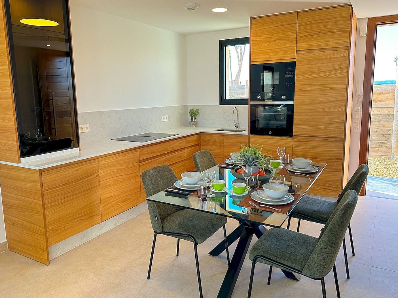 2 soveværelse Byhus til salg i Cuevas del Almanzora med swimmingpool - € 300.000 (Ref: 9318716)