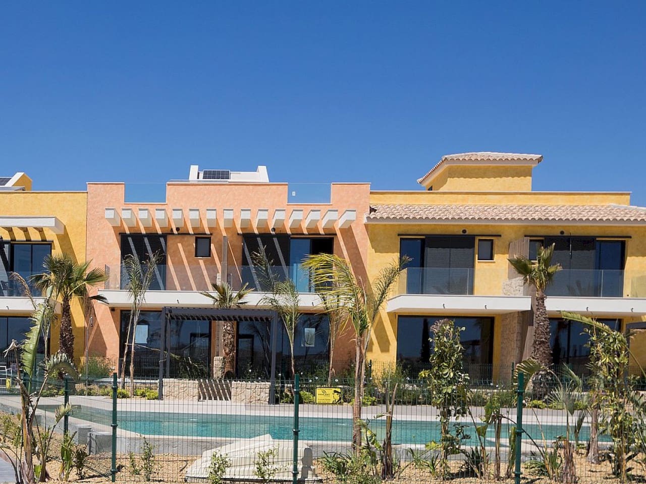 2 soveværelse Byhus til salg i Cuevas del Almanzora med swimmingpool - € 300.000 (Ref: 9318716)