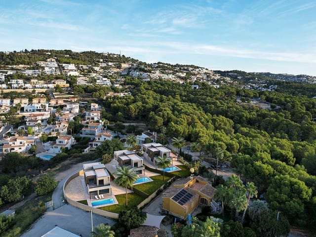 3 soveværelse Villa til salg i Calpe / Calp med swimmingpool - € 925.000 (Ref: 9318731)