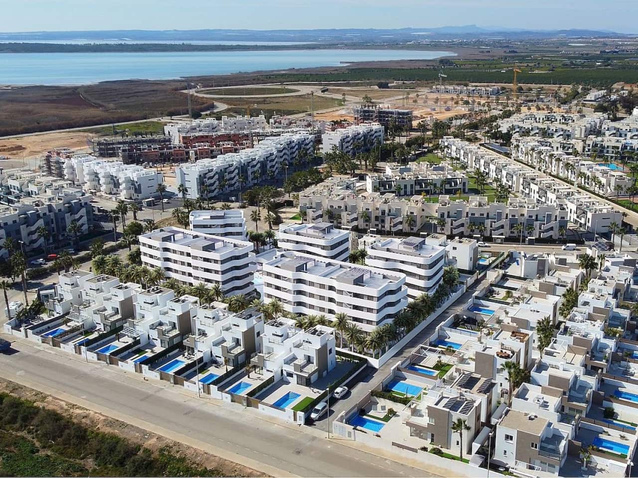 2 chambre Penthouse à vendre à El Raso avec piscine - 365 000 € (Ref: 9318746)