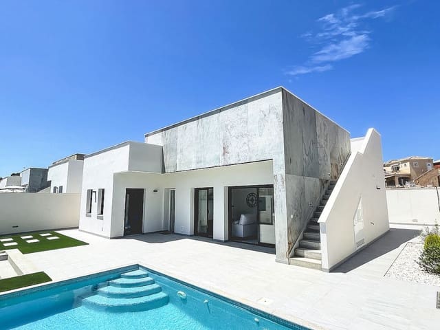 3 quarto Moradia para venda em Pinar de Campoverde, Pilar de la Horadada com piscina - 422 500 € (Ref: 9318749)