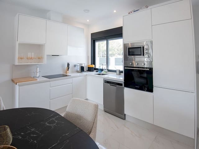 3 quarto Moradia para venda em Pinar de Campoverde, Pilar de la Horadada com piscina - 422 500 € (Ref: 9318749)