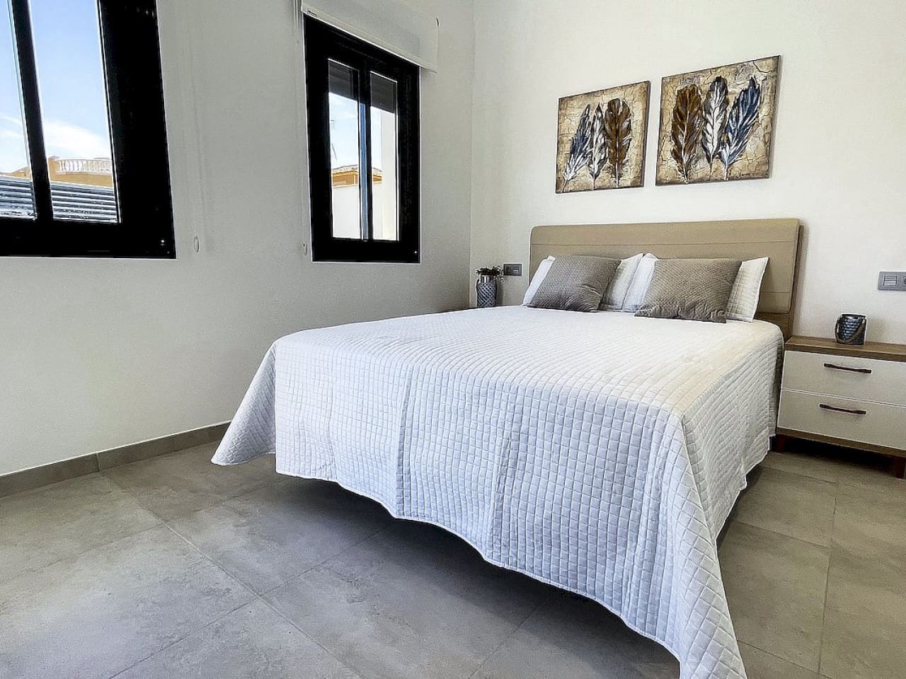 3 bedroom Villa for sale in Pinar de Campoverde with pool - € 422,500 (Ref: 9318749)