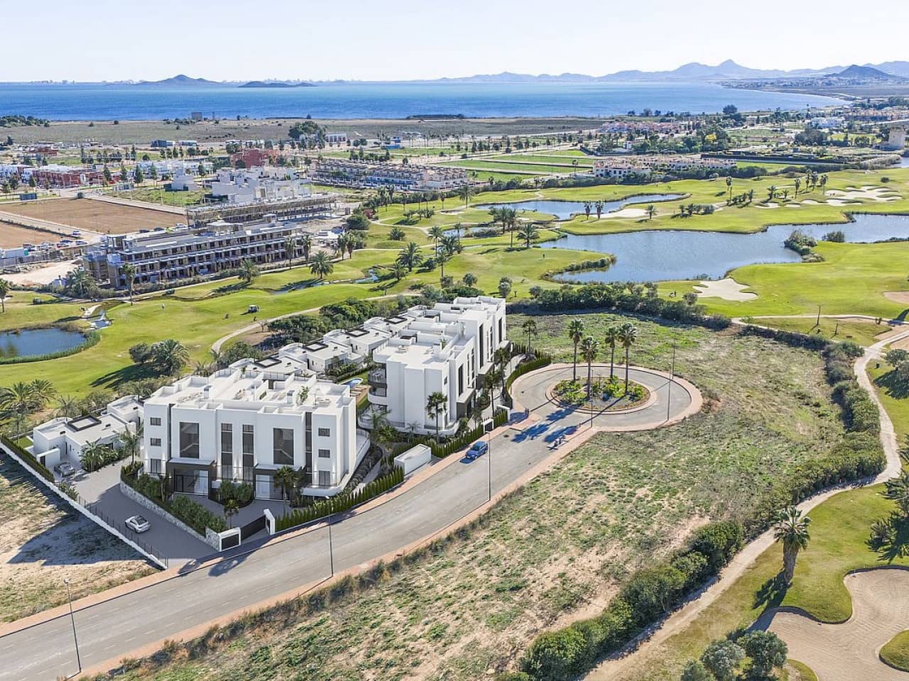 2 soveværelse Penthouse til salg i Los Alcazares med swimmingpool - € 369.000 (Ref: 9318756)