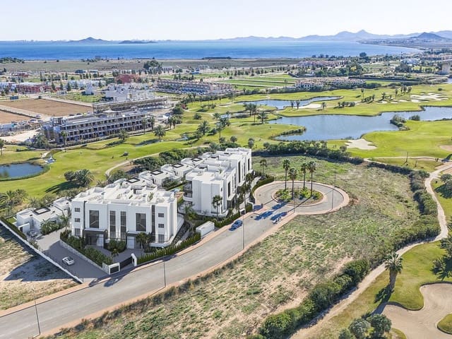 2 soveværelse Penthouse til salg i Los Alcázares med swimmingpool - € 369.000 (Ref: 9318756)