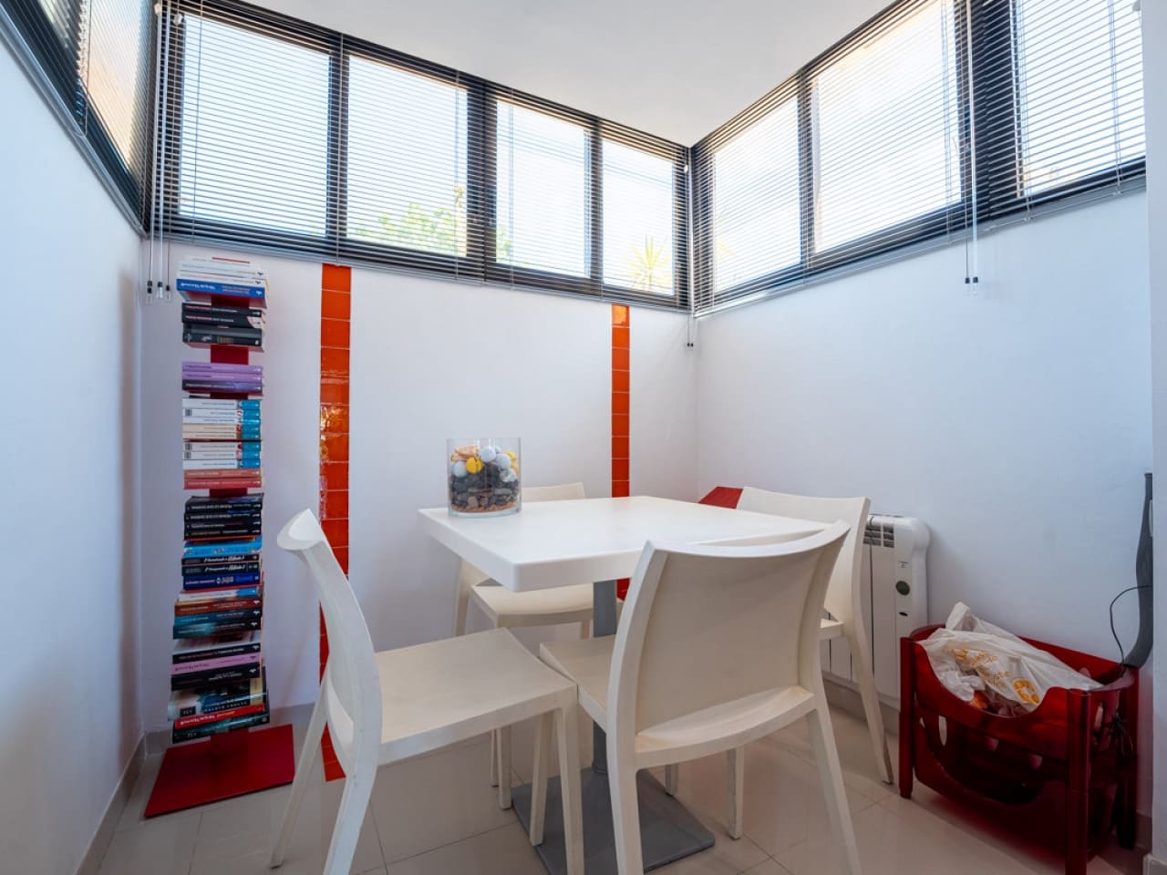 4 makuuhuone Huvila myytävänä paikassa Alicante kaupunki mukana uima-altaan - 795 000 € (Ref: 9318761)