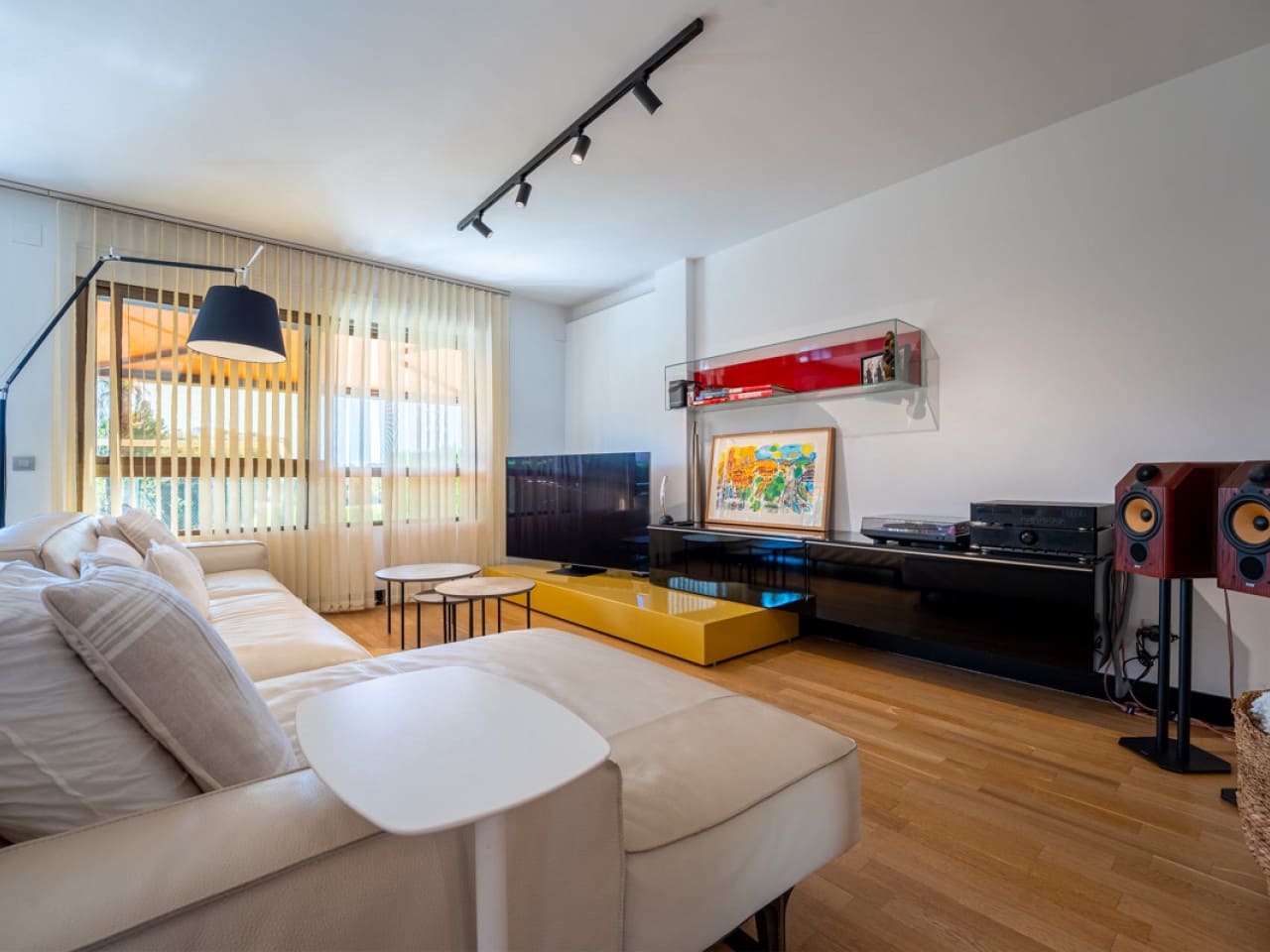 4 makuuhuone Huvila myytävänä paikassa Alicante kaupunki mukana uima-altaan - 795 000 € (Ref: 9318761)