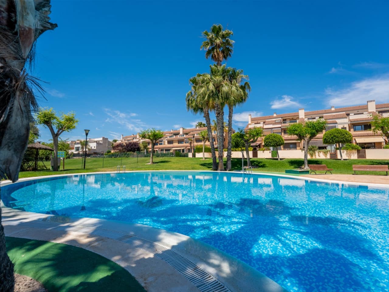 4 makuuhuone Huvila myytävänä paikassa Alicante kaupunki mukana uima-altaan - 795 000 € (Ref: 9318761)