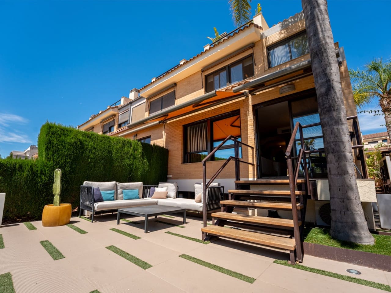 4 makuuhuone Huvila myytävänä paikassa Alicante kaupunki mukana uima-altaan - 795 000 € (Ref: 9318761)