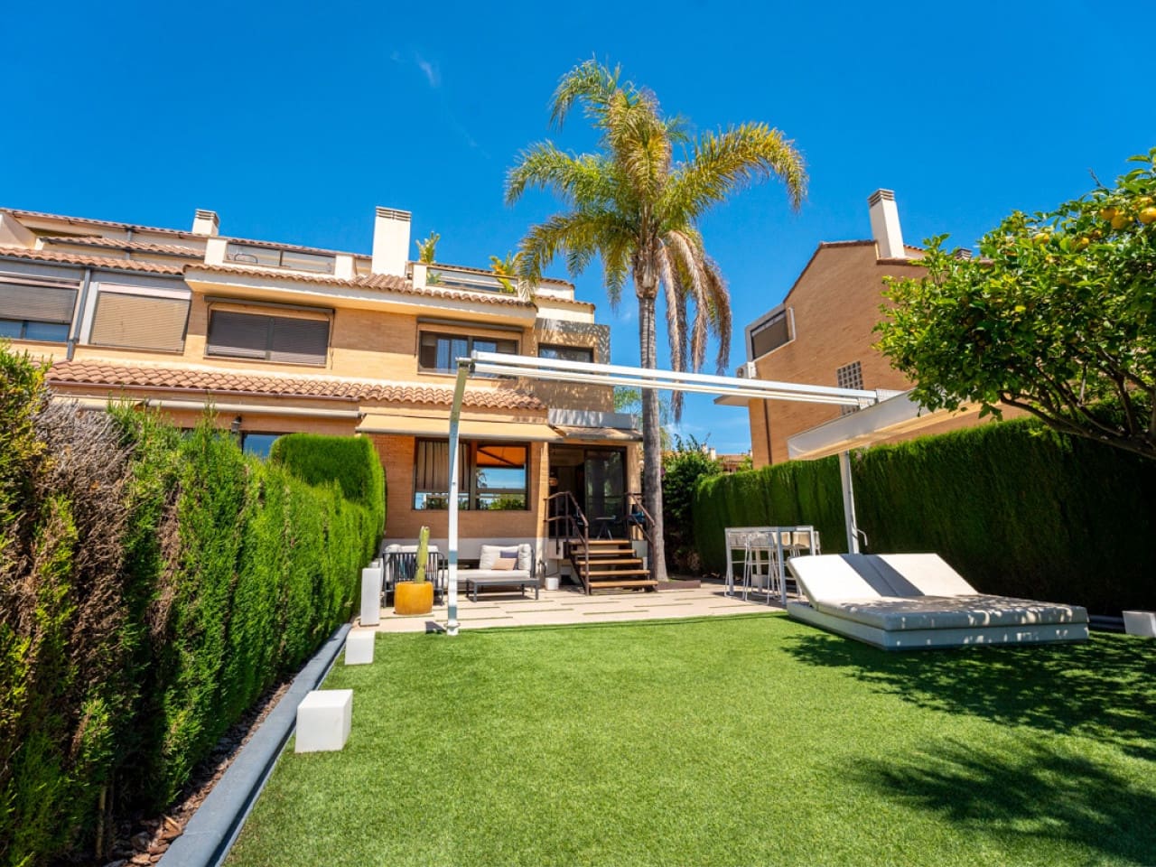 4 makuuhuone Huvila myytävänä paikassa Alicante kaupunki mukana uima-altaan - 795 000 € (Ref: 9318761)