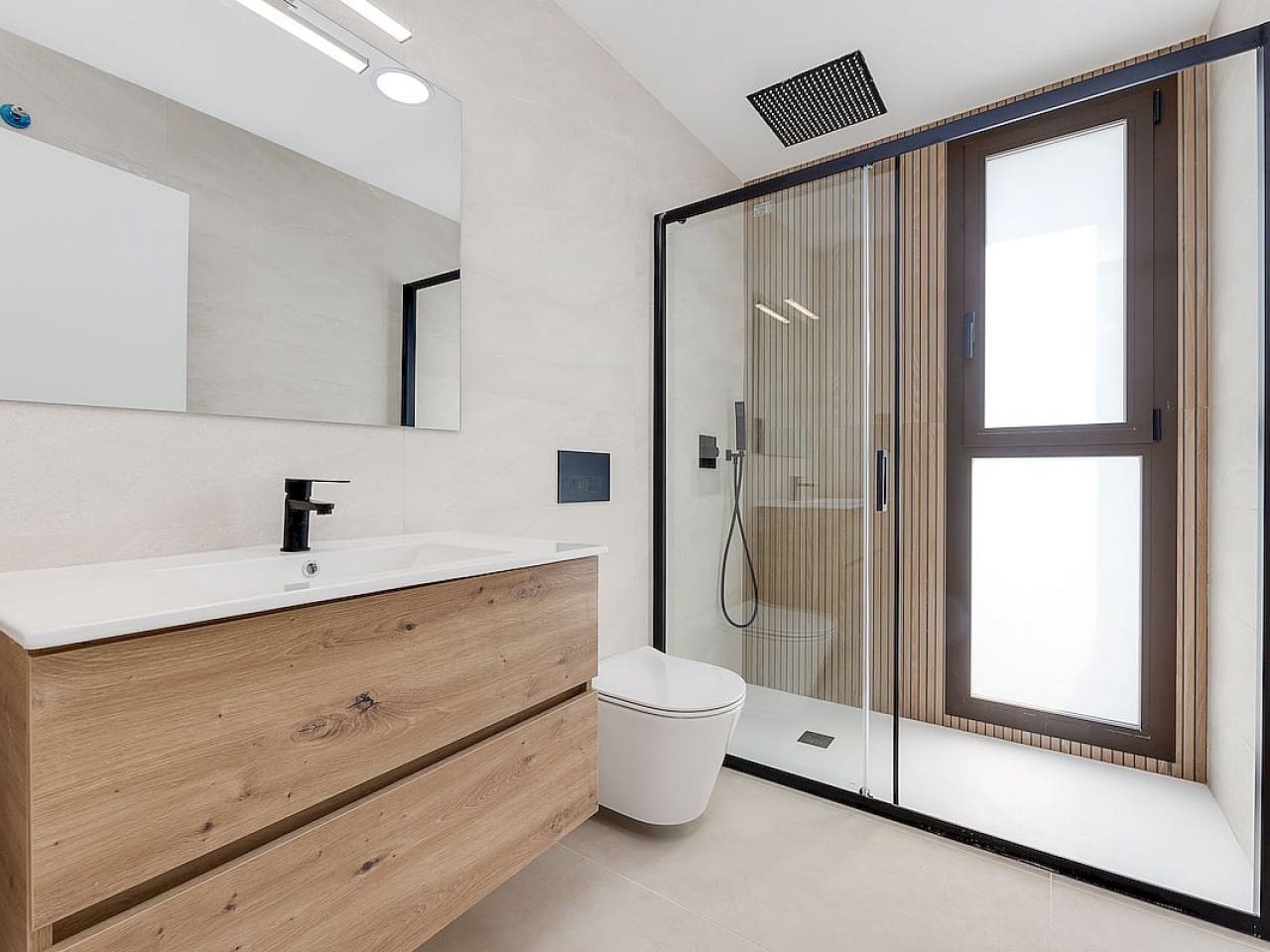 4 soverom Villa til salgs i Los Alcazares med svømmebasseng - € 685 000 (Ref: 9318764)