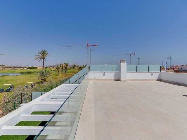 4 soverom Villa til salgs i Los Alcázares med svømmebasseng - € 685 000 (Ref: 9318764)