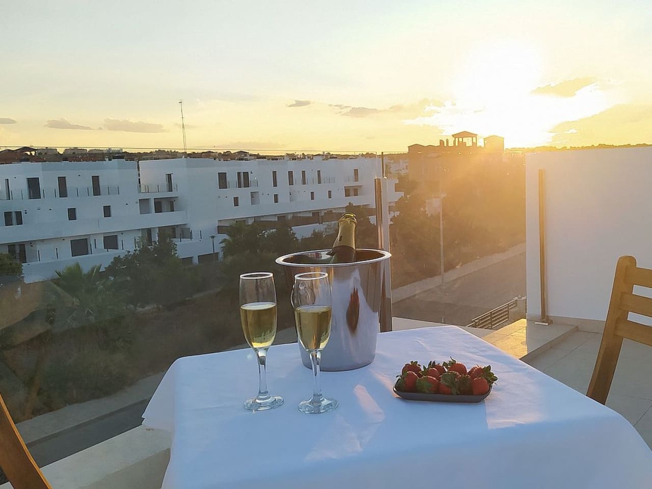 3 quarto Moradia para venda em Villamartin com piscina - 669 900 € (Ref: 9318766)