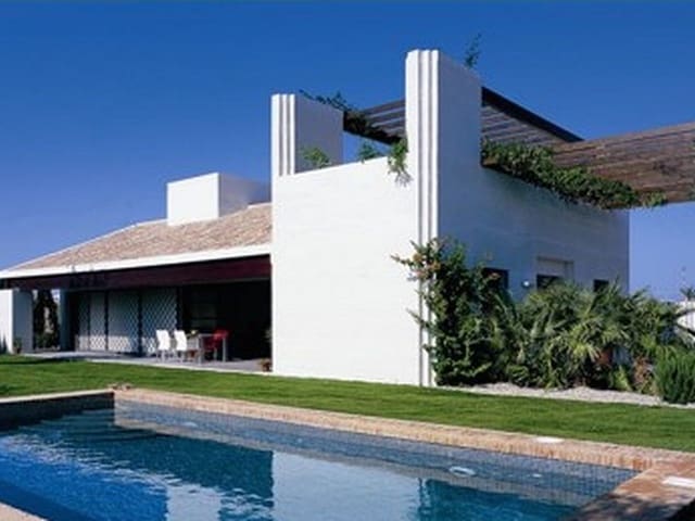 2 soveværelse Villa til salg i La Peraleja Golf Resort, Murcia by med swimmingpool - € 300.000 (Ref: 9318783)