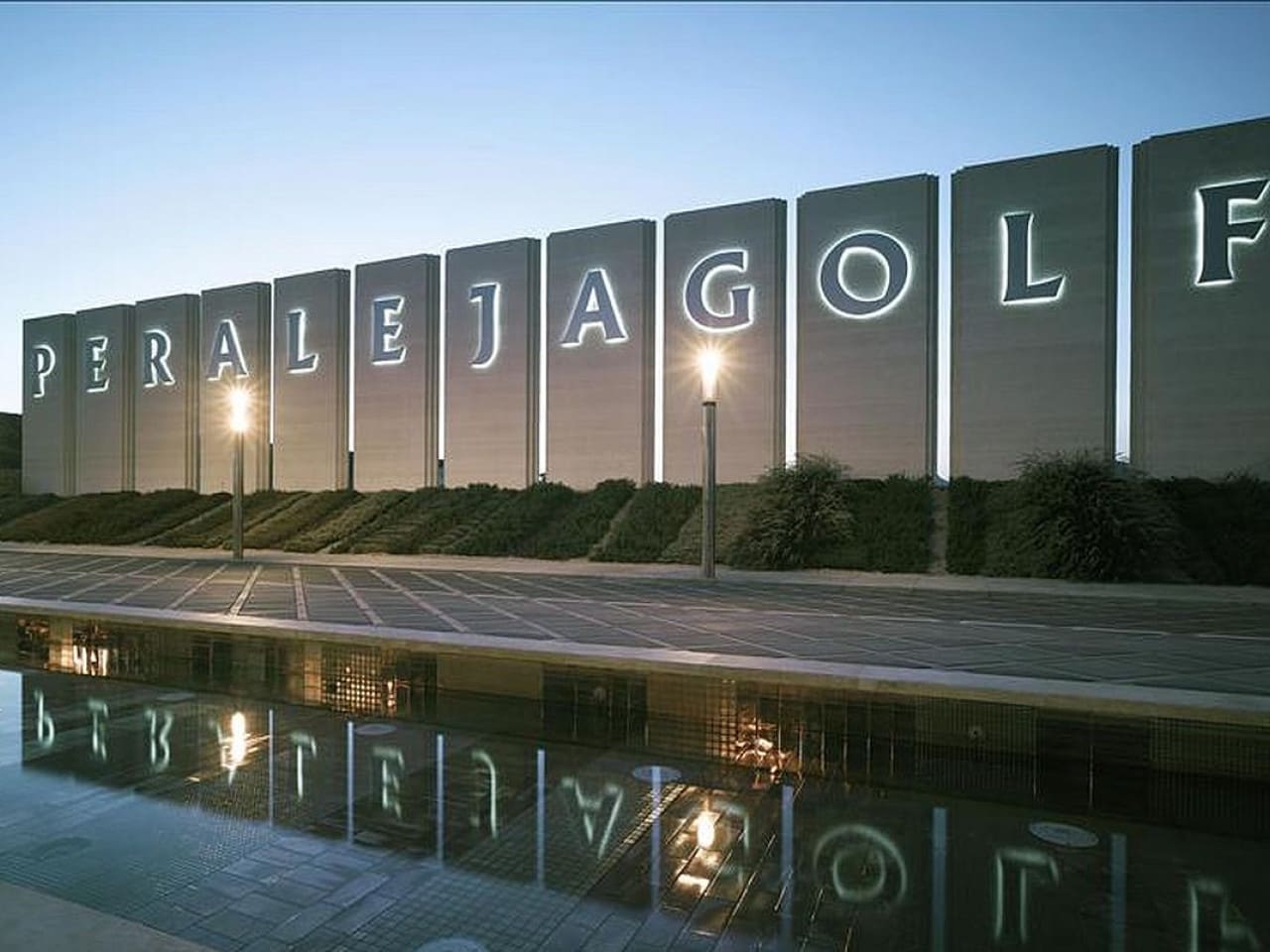 4 soverom Villa til salgs i La Peraleja Golf Resort med svømmebasseng - € 375 000 (Ref: 9318784)