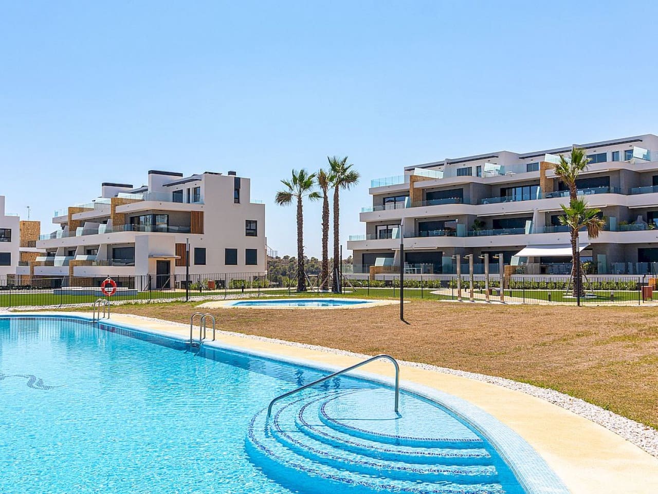 2 soverom Penthouse til salgs i Benidorm med svømmebasseng - € 580 000 (Ref: 9318808)