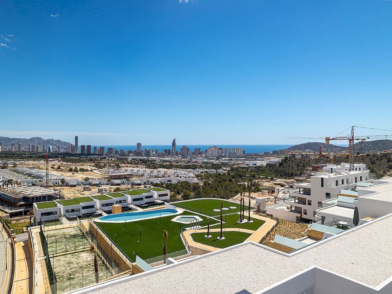 2 soverom Penthouse til salgs i Benidorm med svømmebasseng - € 580 000 (Ref: 9318808)