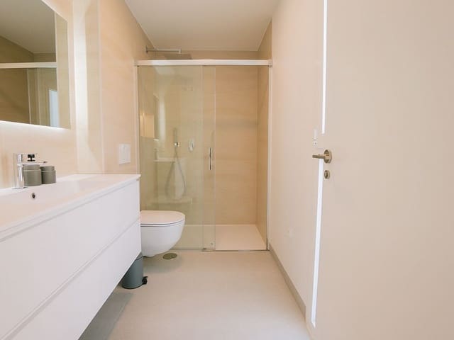 3 sypialnia Willa na sprzedaż w Benidorm z basenem - 870 000 € (Ref: 9318811)