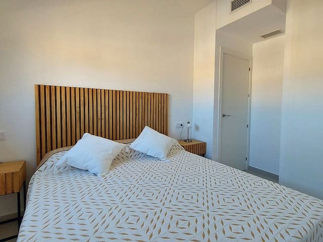 3 makuuhuone Huoneisto myytävänä paikassa San Miguel de Salinas mukana uima-altaan - 276 000 € (Ref: 9318812)