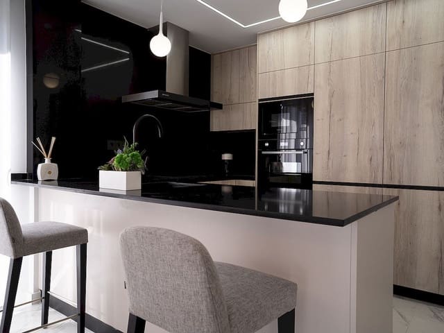 2 quarto Moradia em Banda para venda em Pilar de la Horadada com piscina - 330 000 € (Ref: 9318821)