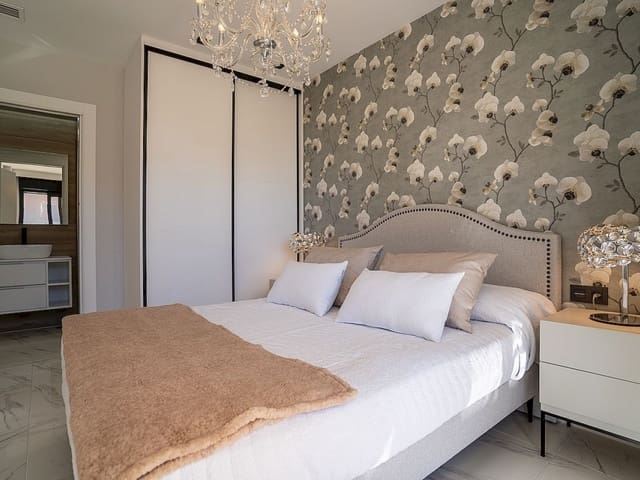 2 quarto Moradia em Banda para venda em Pilar de la Horadada com piscina - 330 000 € (Ref: 9318821)