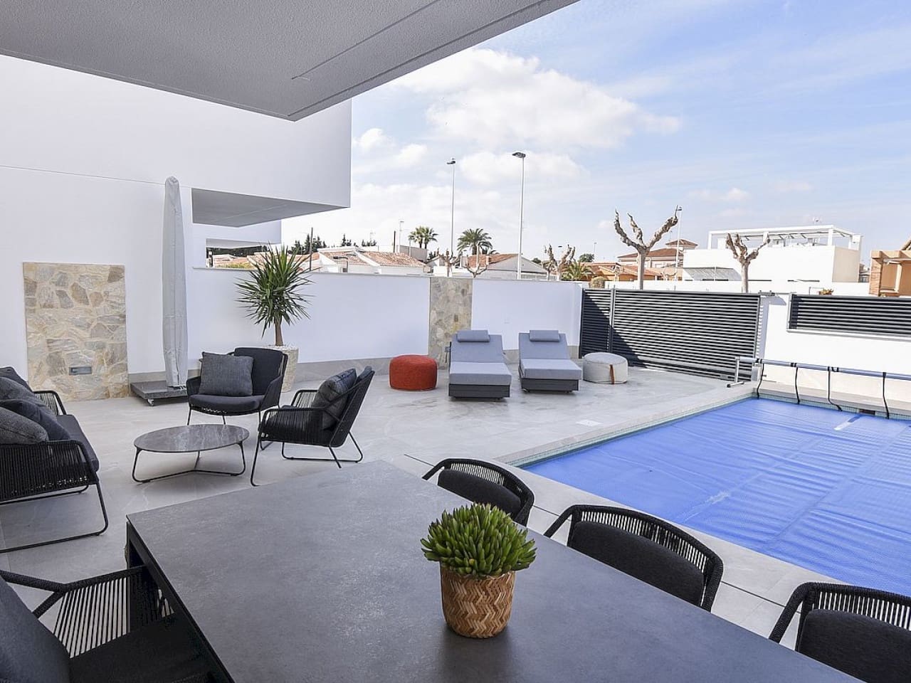 3 bedroom Villa for sale in San Pedro del Pinatar with pool - € 439,000 (Ref: 9318825)