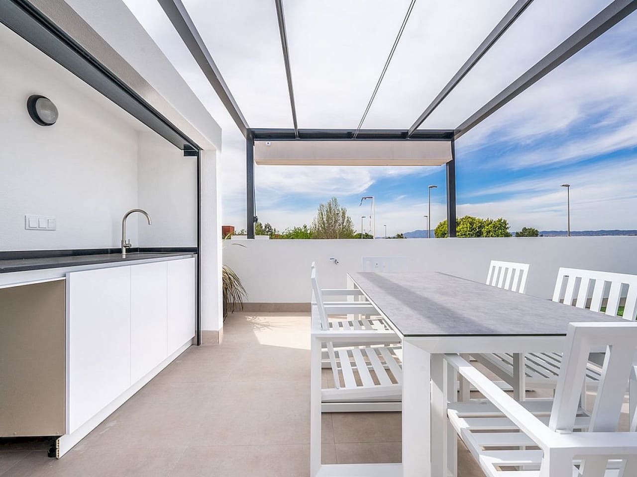 3 soverom Villa til salgs i Roldan med svømmebasseng - € 395 950 (Ref: 9318835)