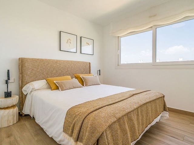 3 bedroom Terraced Villa for sale in Los Montesinos with pool - € 299,900 (Ref: 9318884)