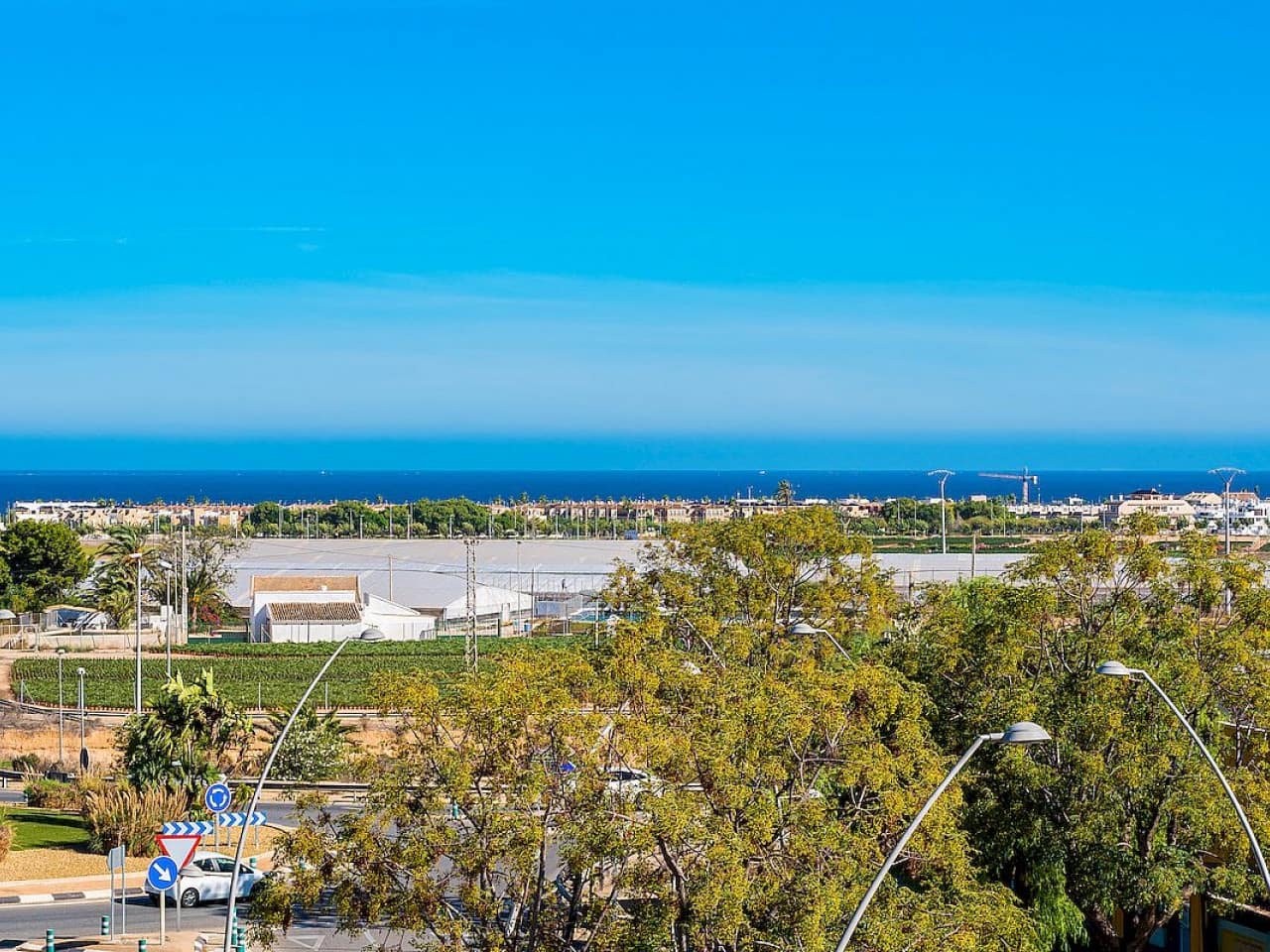 2 bedroom Apartment for sale in Pilar de la Horadada with pool - € 249,000 (Ref: 9318888)