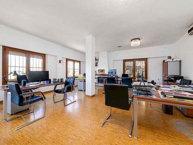 4 soverom Villa til salgs i La Mata, Torrevieja med svømmebasseng - € 850 000 (Ref: 9318938)