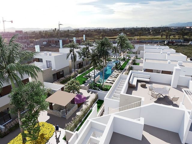 3 bedroom Terraced Villa for sale in Los Alcázares with pool - € 320,000 (Ref: 9318946)