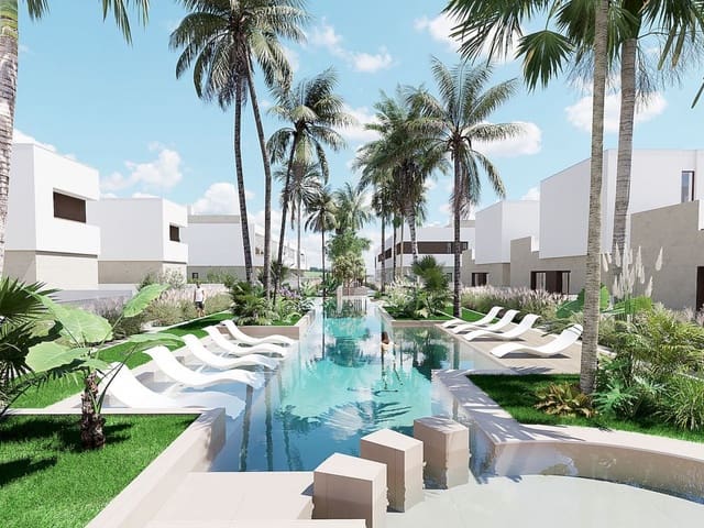 3 soveværelse Rækkehus til salg i Los Alcázares med swimmingpool - € 350.000 (Ref: 9318947)