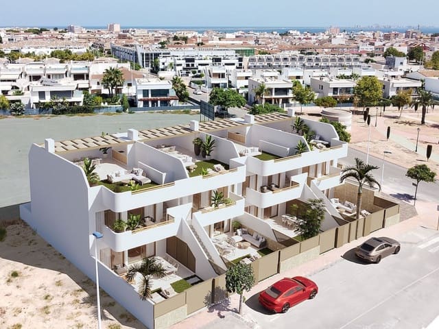 3 slaapkamer Rijtjeshuis te koop in Lo Pagan, San Pedro del Pinatar met zwembad - € 369.900 (Ref: 9318951)