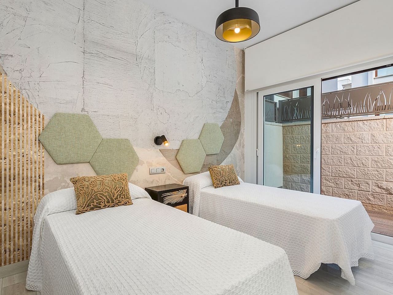 5 quarto Moradia para venda em Los Montesinos com piscina - 780 000 € (Ref: 9318980)