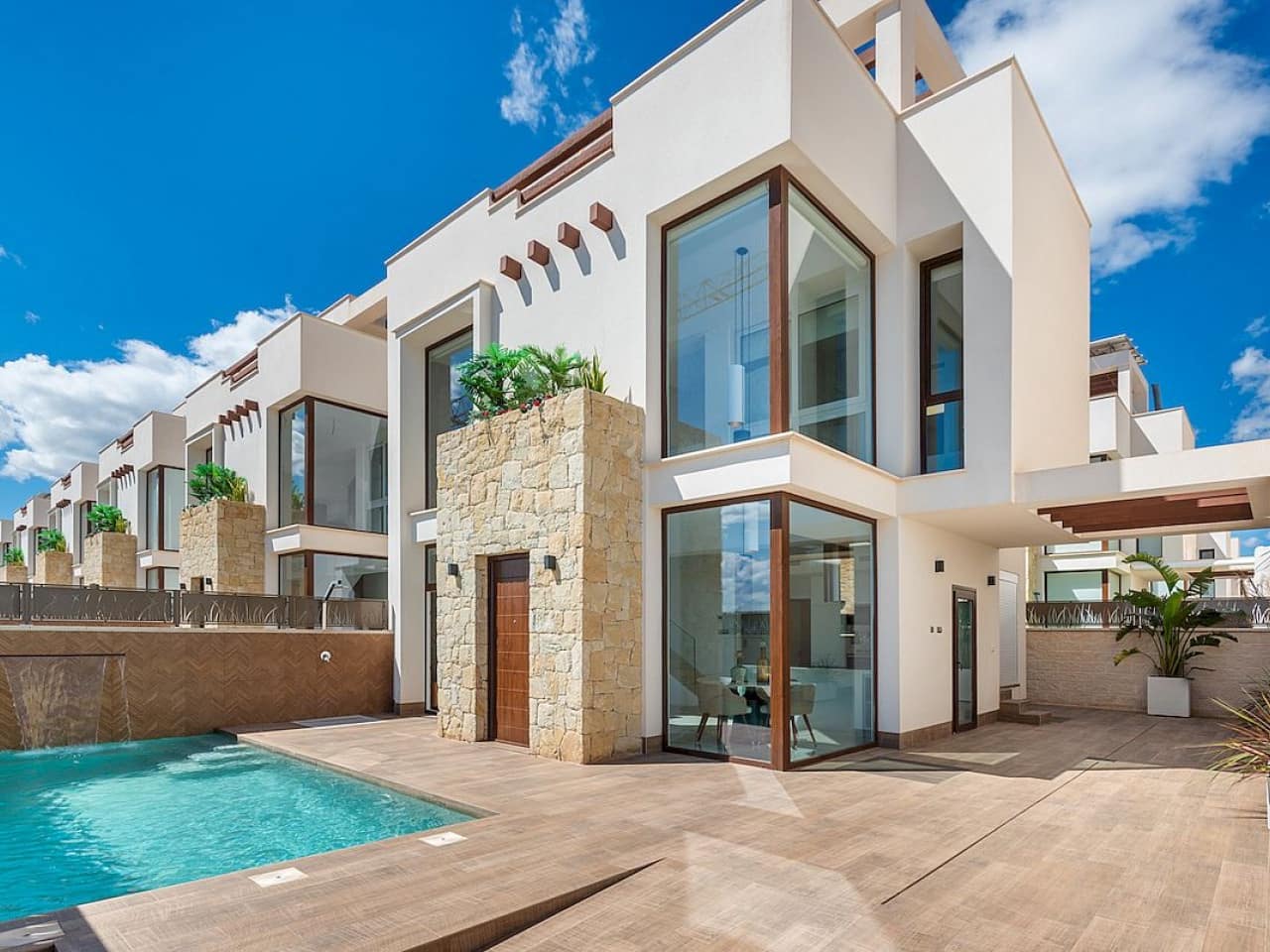 5 quarto Moradia para venda em Los Montesinos com piscina - 780 000 € (Ref: 9318980)