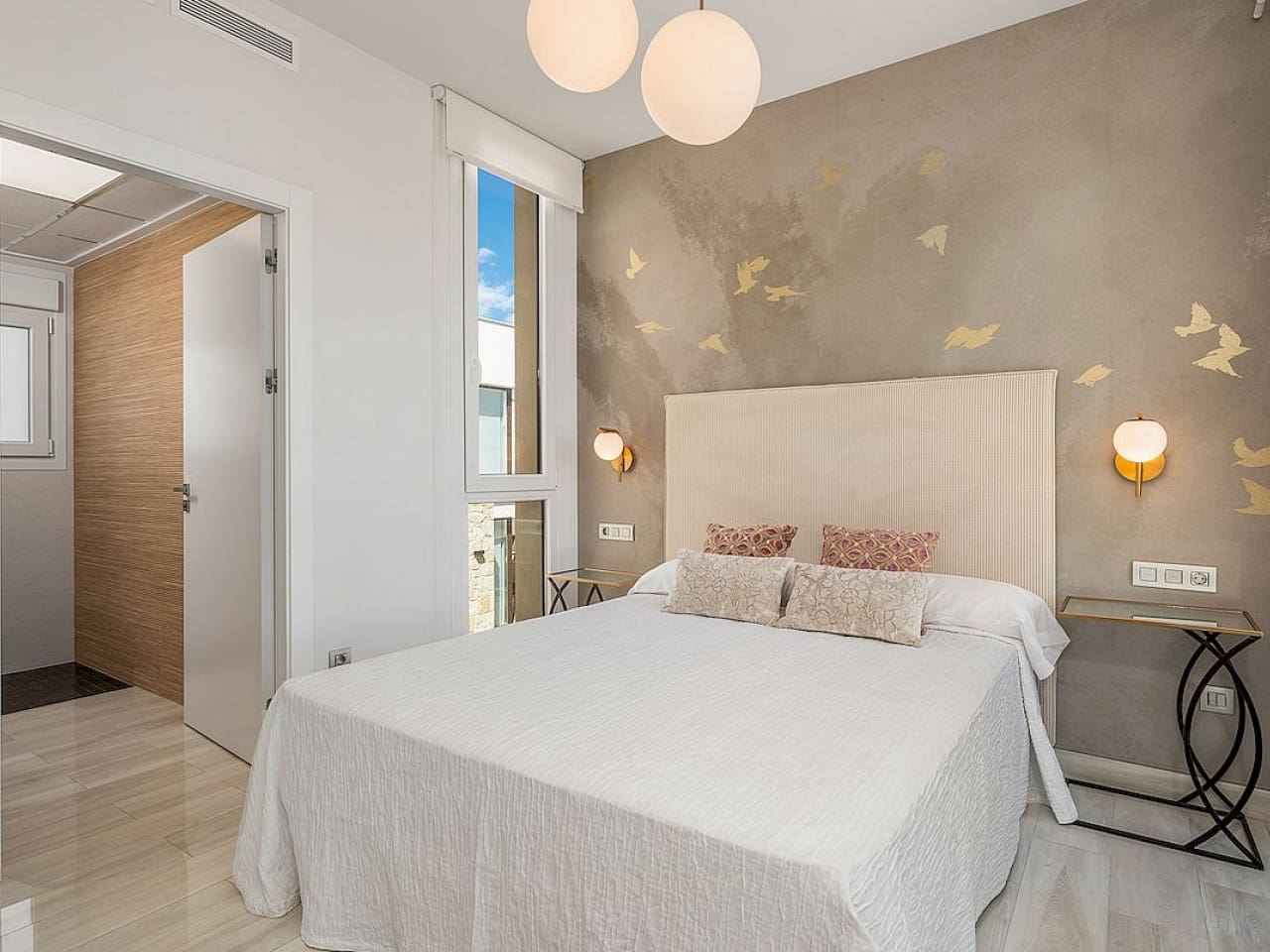 5 quarto Moradia para venda em Los Montesinos com piscina - 780 000 € (Ref: 9318980)