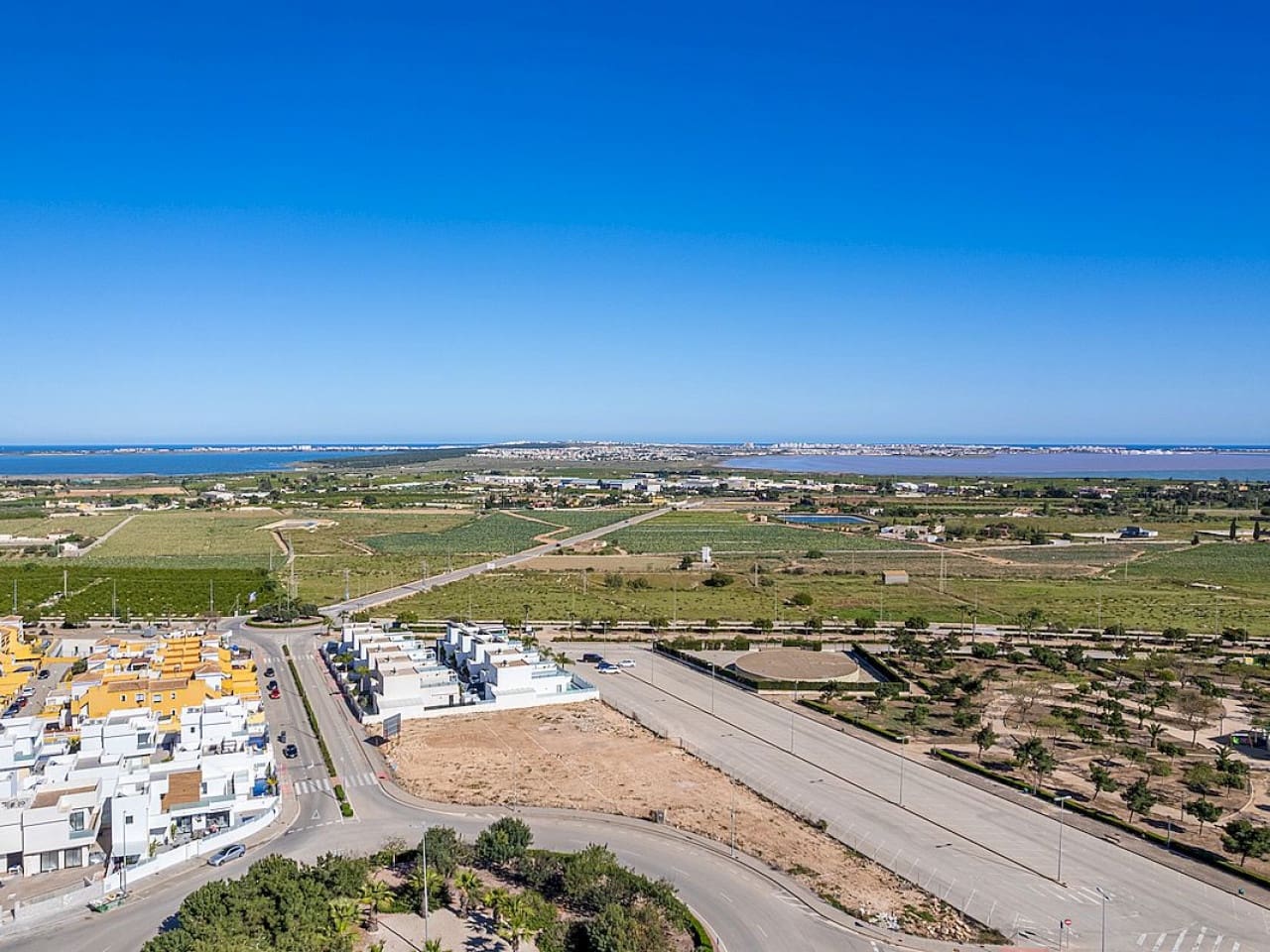 5 quarto Moradia para venda em Los Montesinos com piscina - 780 000 € (Ref: 9318980)