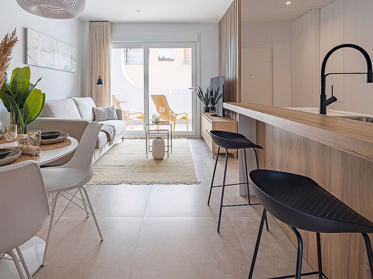 2 soveværelse Rækkehus til salg i San Pedro del Pinatar med swimmingpool - € 299.950 (Ref: 9318986)