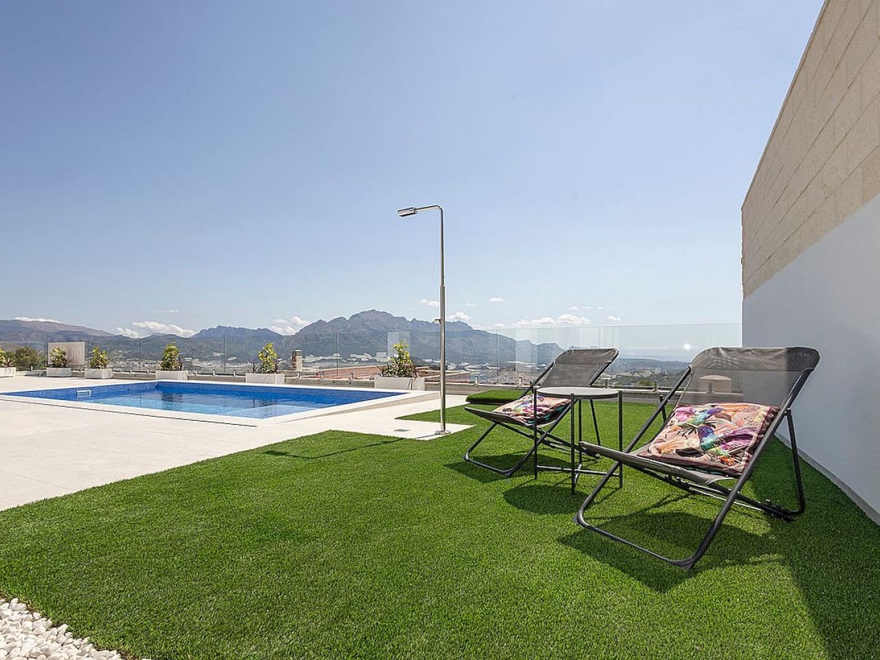 3 bedroom Villa for sale in Polop with pool - € 598,000 (Ref: 9318988)