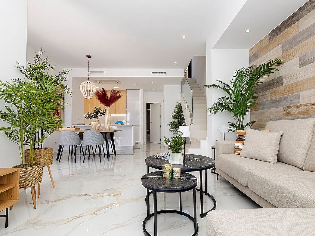 3 bedroom Villa for sale in Polop with pool - € 649,000 (Ref: 9318989)