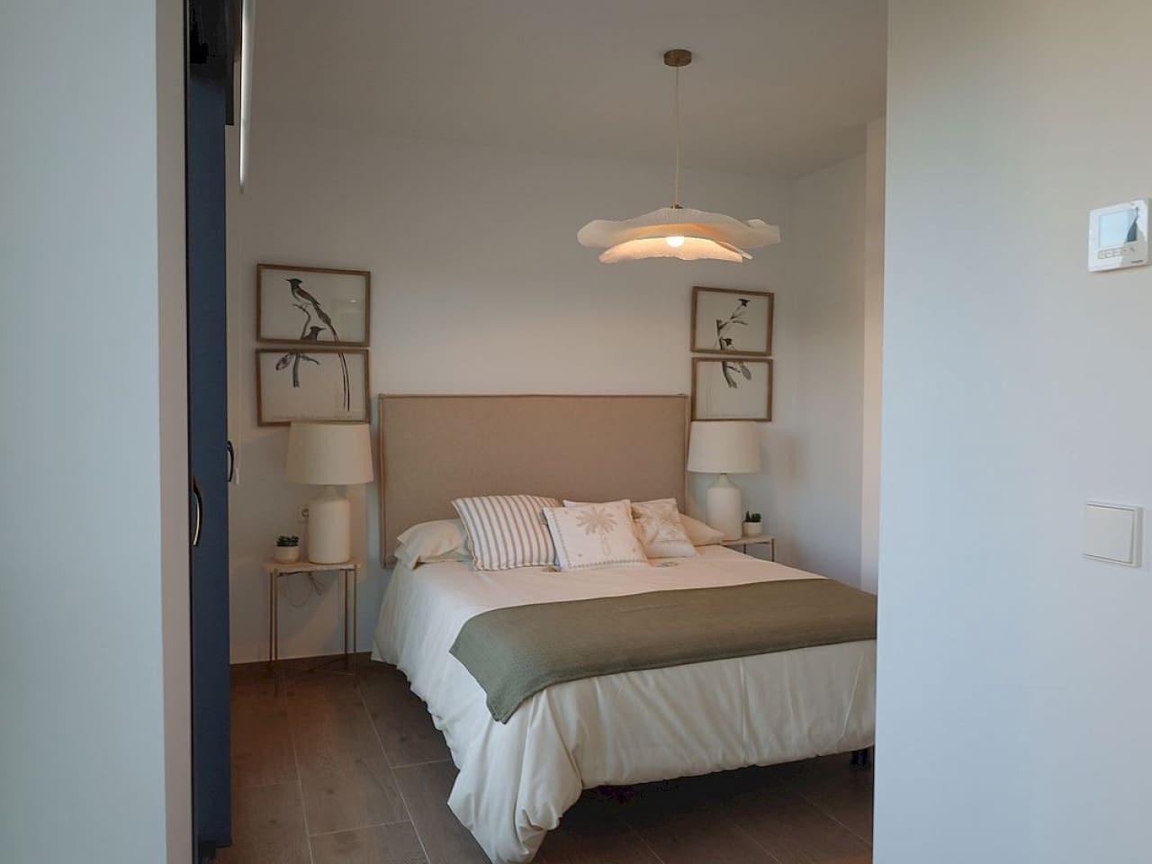 1 bedroom Apartment for sale in La Villajoyosa / Vila Joiosa with pool - € 298,000 (Ref: 9318990)