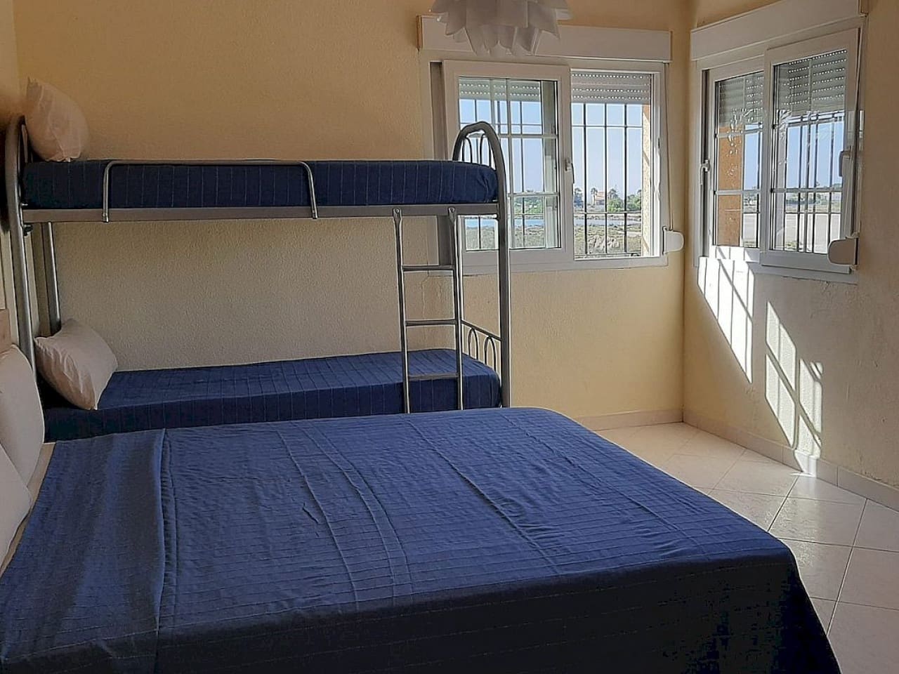 3 soveværelse Villa til salg i La Manga del Mar Menor med swimmingpool - € 780.000 (Ref: 9318997)