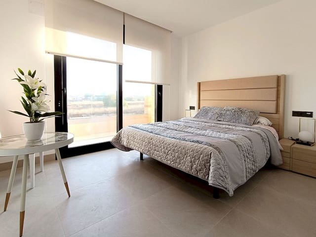 3 bedroom Villa for sale in Benijófar with pool - € 449,000 (Ref: 9319005)