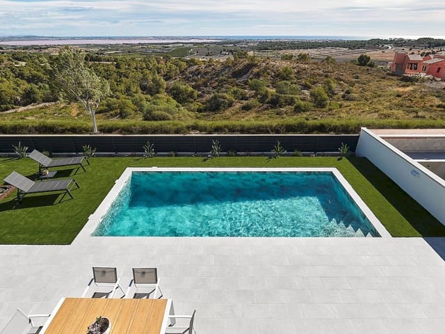 3 bedroom Villa for sale in San Miguel de Salinas with pool - € 699,000 (Ref: 9319011)