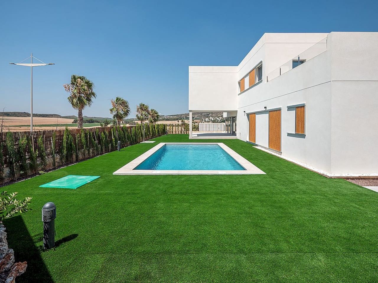 Chalet de 4 habitaciones en Algorfa en venta con piscina - 669.000 € (Ref: 9319020)